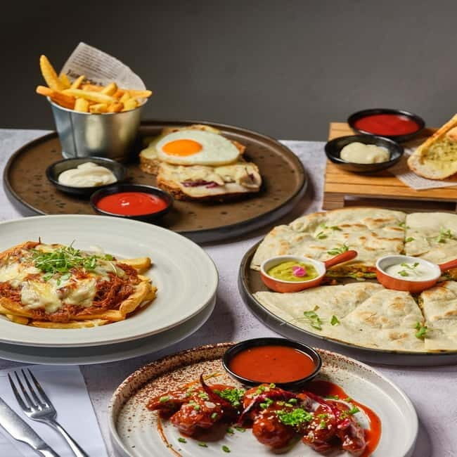 Bangkok: Public All Day Dining Grand Mercure Bangkok Atrium - Key Points