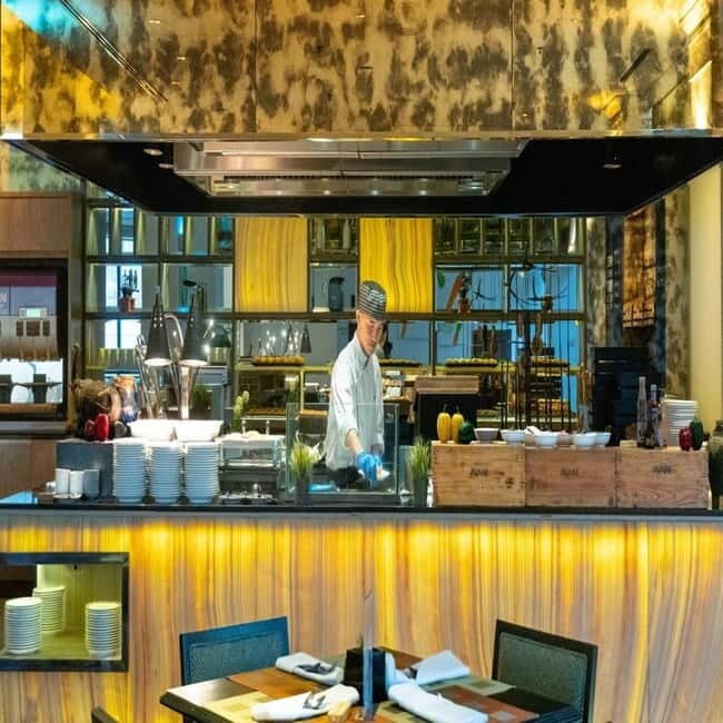 Bangkok: Public All Day Dining Grand Mercure Bangkok Atrium - Food & Beverage Packages