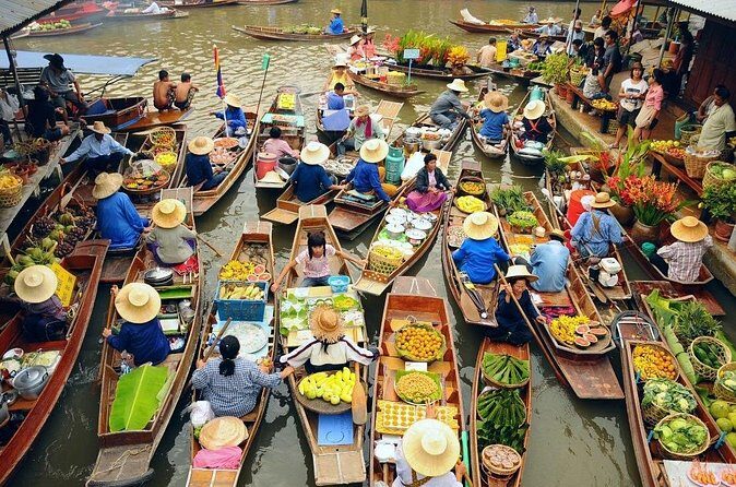Bangkok: Railway and Floating Market Tour + Dragon Temple - Who Should Consider This Tour?