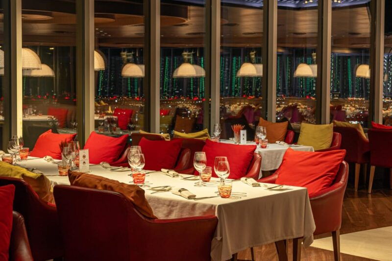 bangkok-red-sky-rooftop-bar-56th-floor