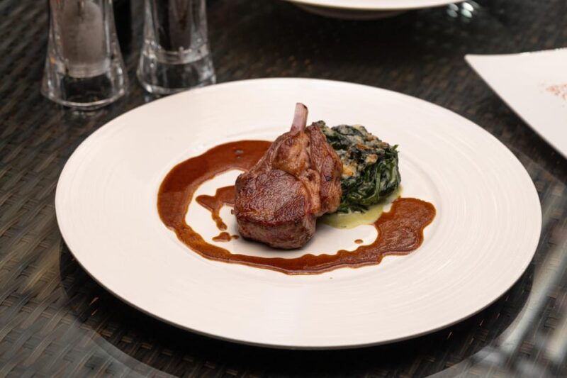 bangkok-red-sky-rooftop-bar-56th-floor