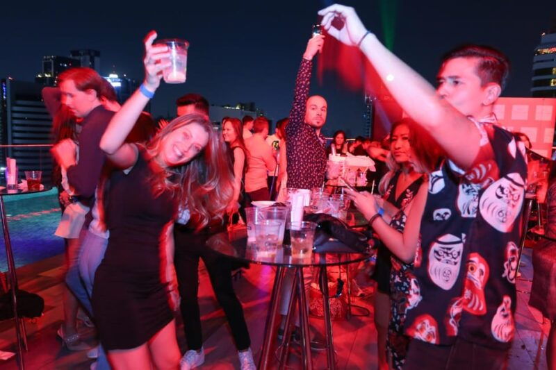 bangkok-redsquare-rooftop-bar-at-novotel-sukhumvit-4