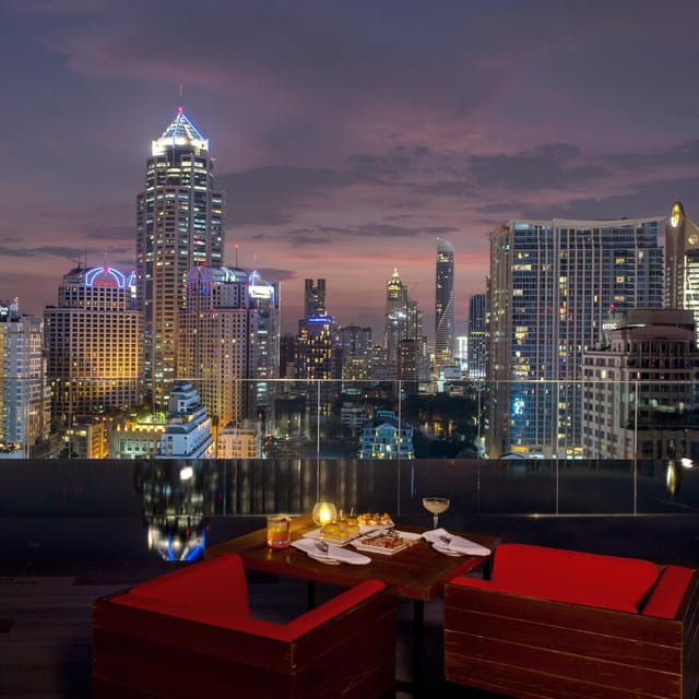 bangkok-redsquare-rooftop-bar-at-novotel-sukhumvit-4