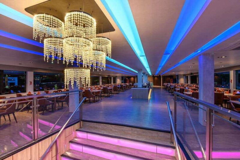 bangkok-royal-princess-river-dinner-cruise-with-live-music