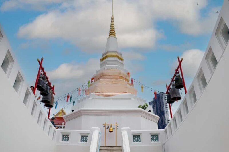 Bangkok: Sacred Temples & China Town Private Guided Tour - Practical Details and Tips