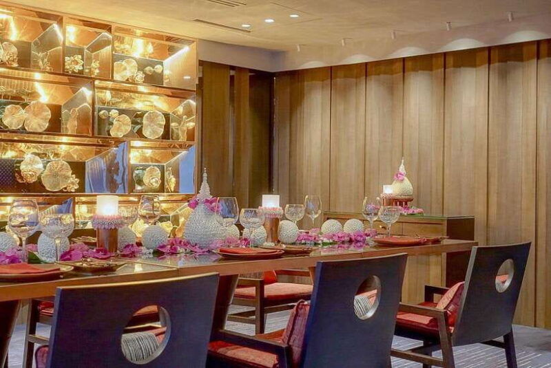 bangkok-saffron-contemporary-thai-signature-fb-package