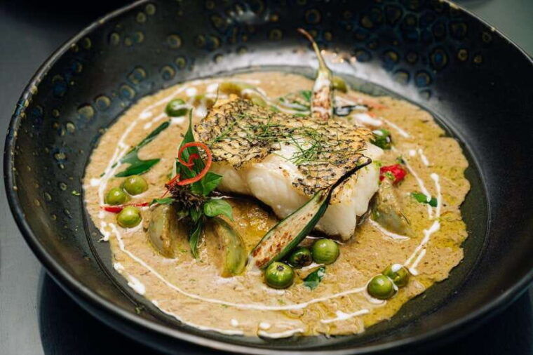 bangkok-saffron-contemporary-thai-signature-fb-package