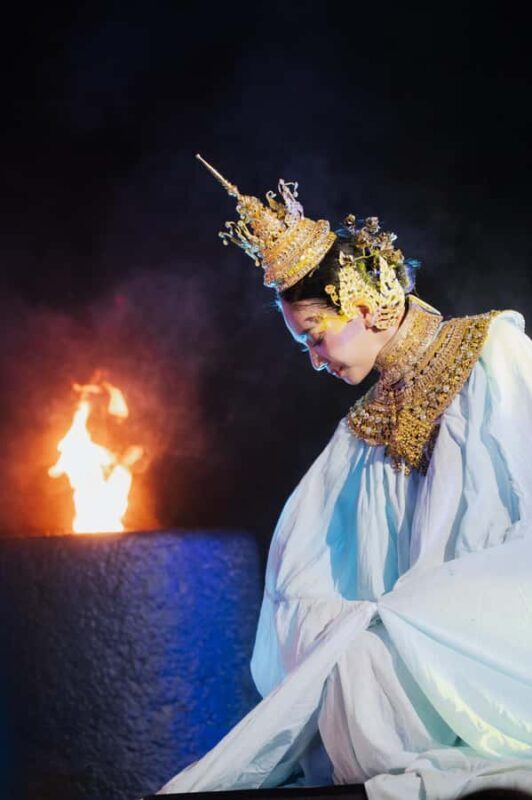 Bangkok: Sala Lakorn Dinner Buffet & Thai Theatrical Show - The Show: A Cultural Radiance