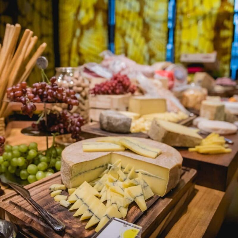 Bangkok: Saturday Unlimited Cocktail Brunch at W Bangkok - Key Points