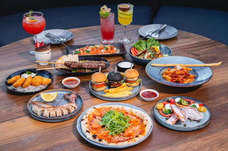 bangkok-sky-on-20-rooftop-bar-with-free-flow-drinks