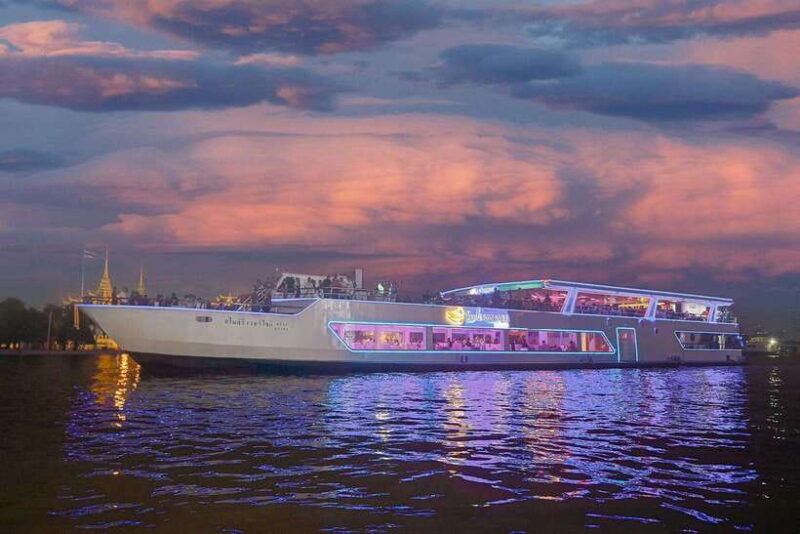bangkok-smile-riverside-dinner-cruise
