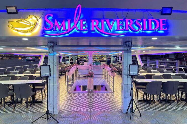 bangkok-smile-riverside-dinner-cruise