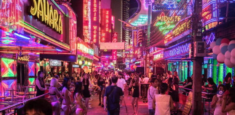 bangkok-soi-cowboy-nana-soi-11-rooftops-clubs-go-gos