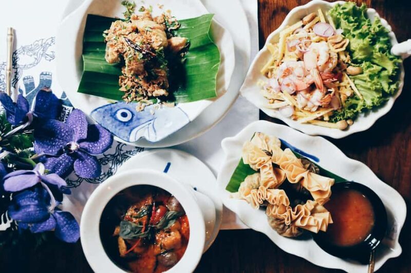 Bangkok: Street Art and Street Food Walking Tour - Key Points