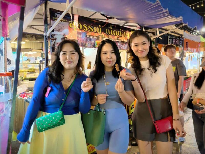 Bangkok: Taste the Night Market with Local guide - Who Should Consider This Tour?