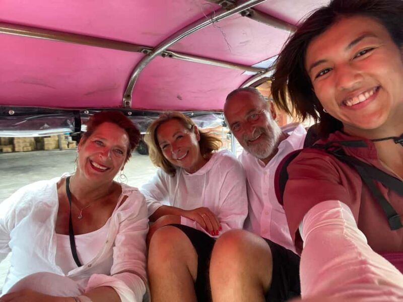 Bangkok: Temple and Tuk Tuk Old town Tour - Key Points