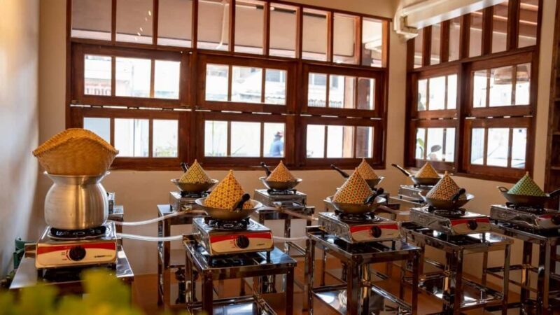 Bangkok: Thai Cooking Class With 4 Dishes & Thai Drink - An Overview of the Experience