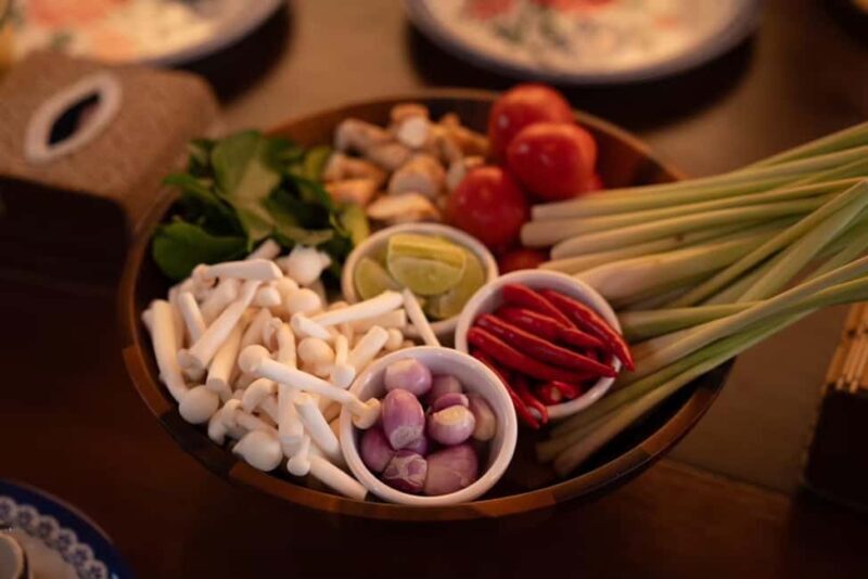 Bangkok: Thai Cooking Class With 4 Dishes & Thai Drink - What the Reviews Say