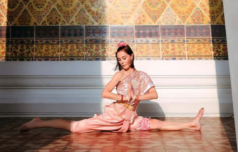 Bangkok: Thai Costume Photoshoot at Wat Arun - Experience Overview