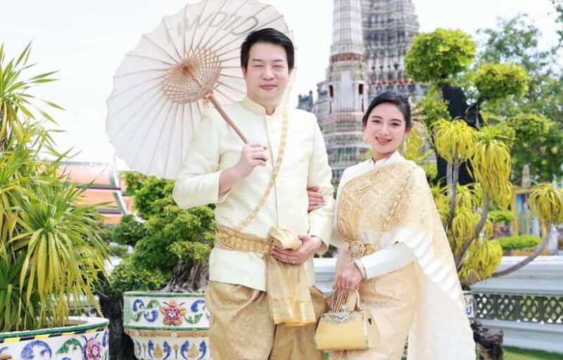 Bangkok: Thai Costume Rental + Hairdo, Makeup & Accessories - Introducing the Thai Costume Experience in Bangkok