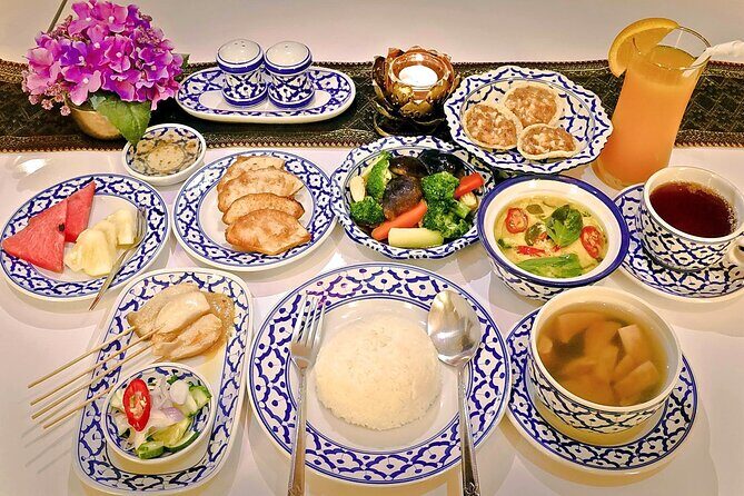 Bangkok Thai Dance Show with Dinner with Private Transfer - A Deep Dive Into the Experience