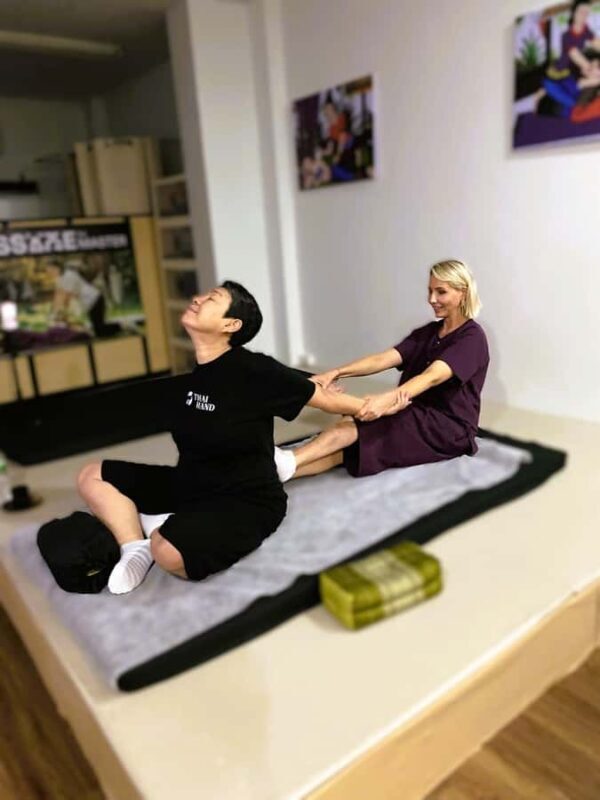 Bangkok: Thai Massage Class - Introduction