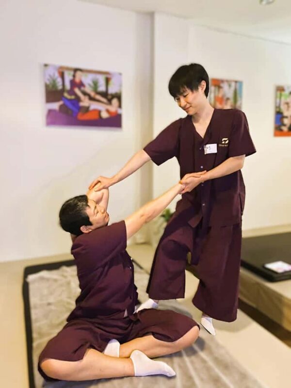 Bangkok: Thai Massage Class - The Experience in Practice