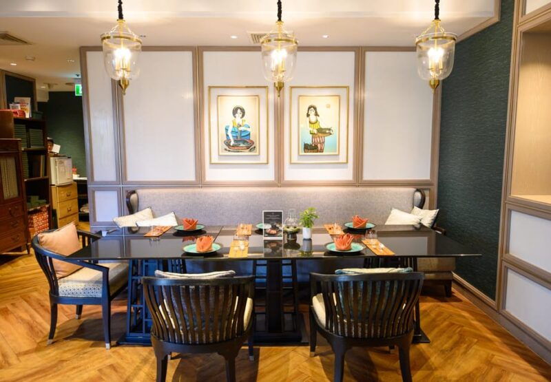 bangkok-the-house-of-smooth-curry-the-athenee-hotel