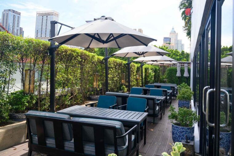 bangkok-the-house-of-smooth-curry-the-athenee-hotel