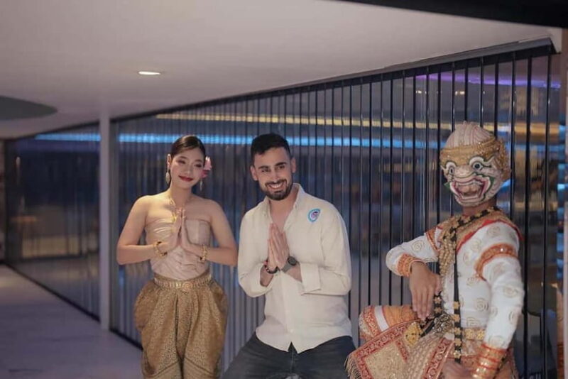 Bangkok: The Planet Dinner Cruise - An Overview: What Is the Planet Dinner Cruise?