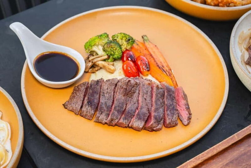 Bangkok: Throwback Rooftop Bangkok at Silom Edge - Unbeatable Value for the Price