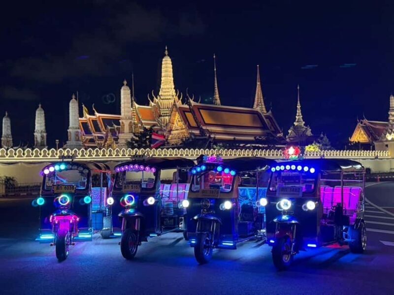 Bangkok: Tuk-Tuk Night Food Tour with Roof top bar & Markets - Who Is This Tour Best For?