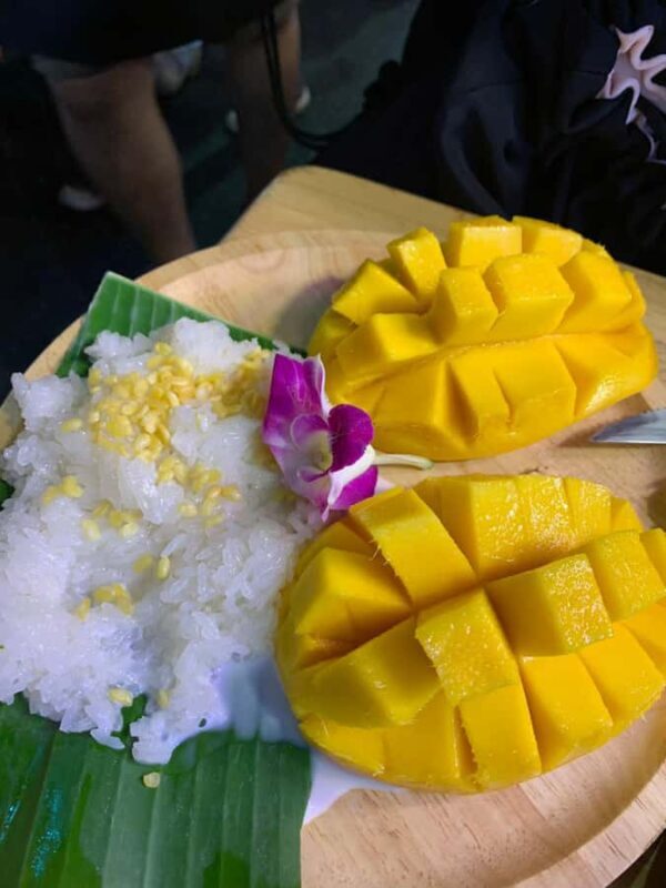 Bangkok: Vegetarian Food Tour with Tuk Tuk Ride - Key Points