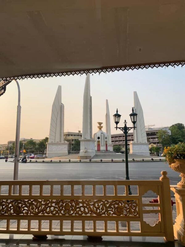 Bangkok: Vegetarian Food Tour with Tuk Tuk Ride - Transportation, Timing, and Group Size