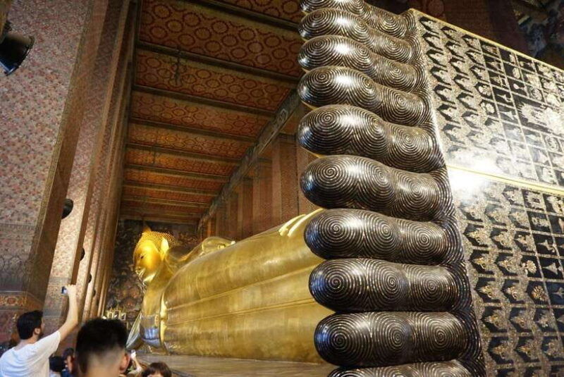 bangkok-wat-pho-and-wat-arun-guided-walking-tour-2-hours