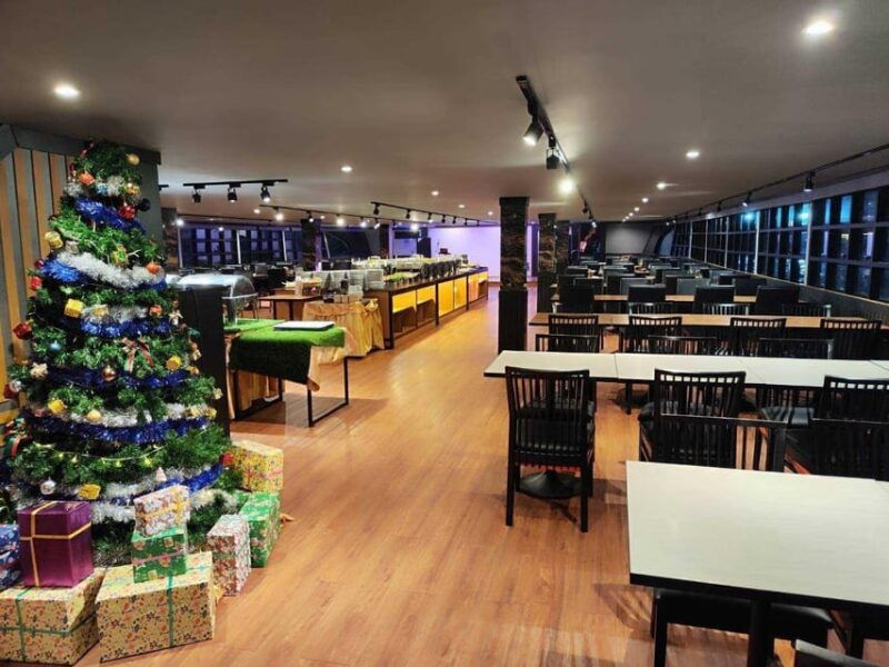 bangkok-white-orchid-chao-phraya-dinner-cruise-2