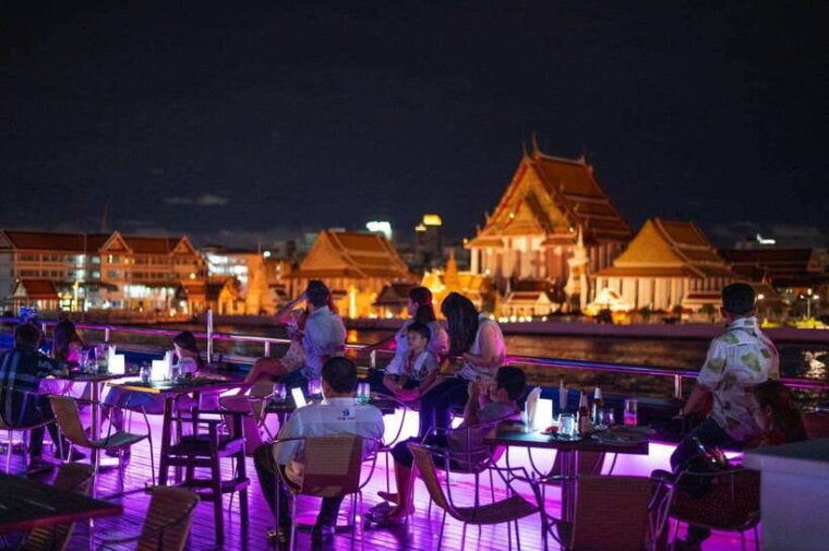 bangkok-wonderful-pearl-dinner-cruise-and-live-performance