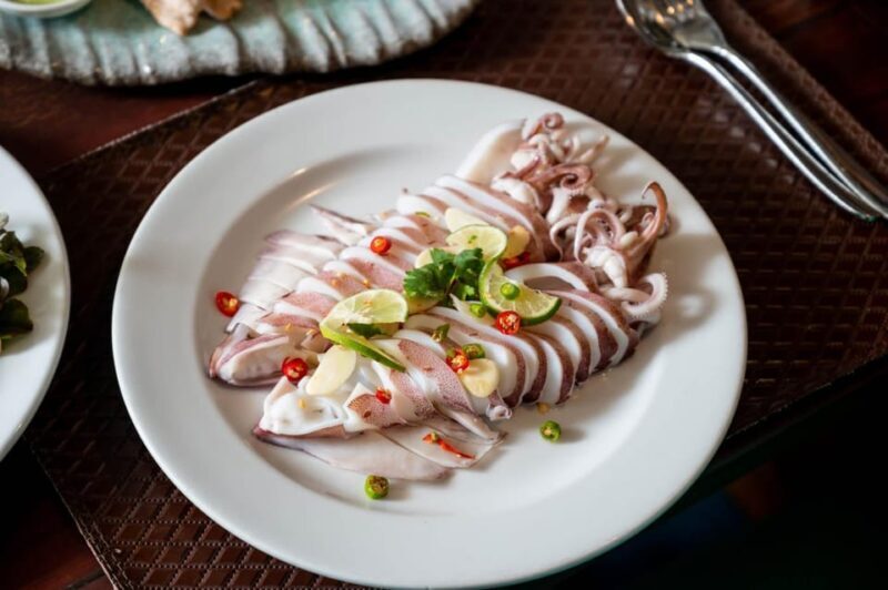 Bangkok: Wonderful Pearl Luxury Romantic Dinner Cruise - FAQ