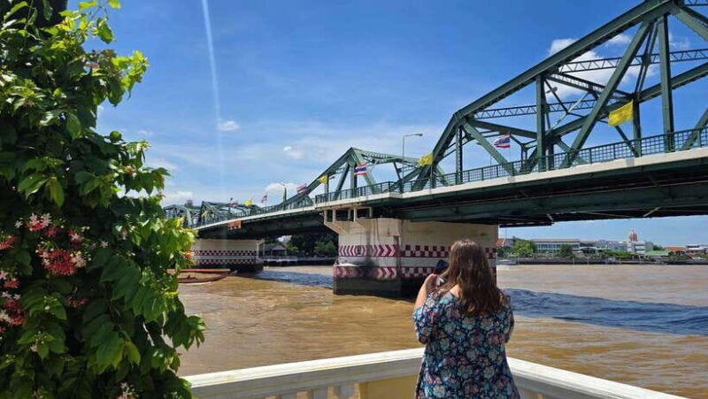 bangkoks-best-city-highlights-and-floating-markets-tour