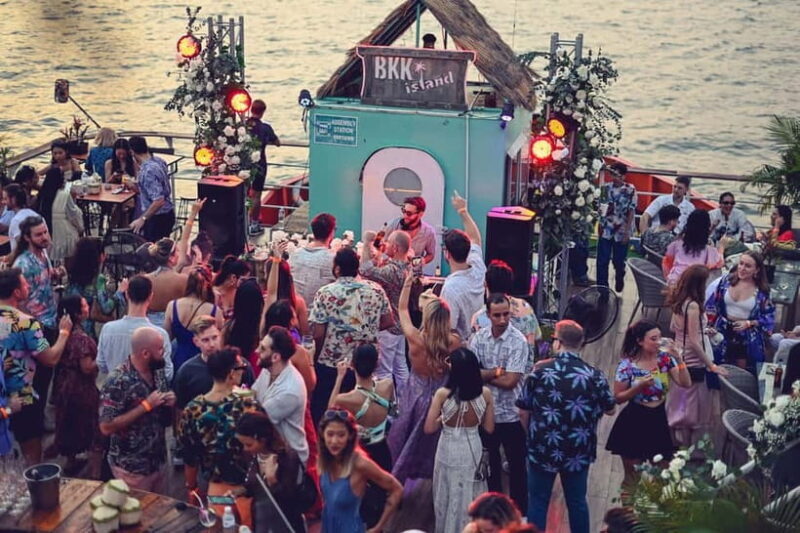 Bangkok's Best Party Boat - The Experience: What It’s Really Like