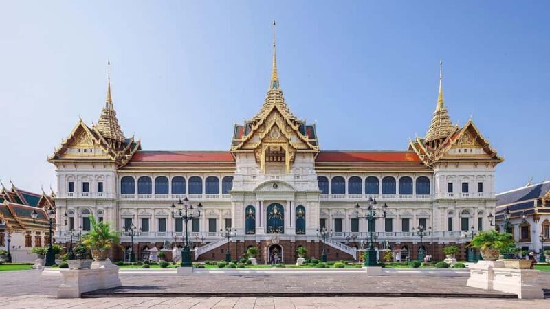Bangkoks Grand Palace & Wat Phra Kaew Guided Tour - Key Points
