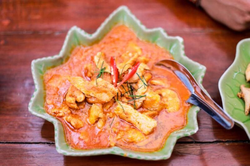 Bangkoks Past with Local Taste Tour by Bike and Boat - Key Points