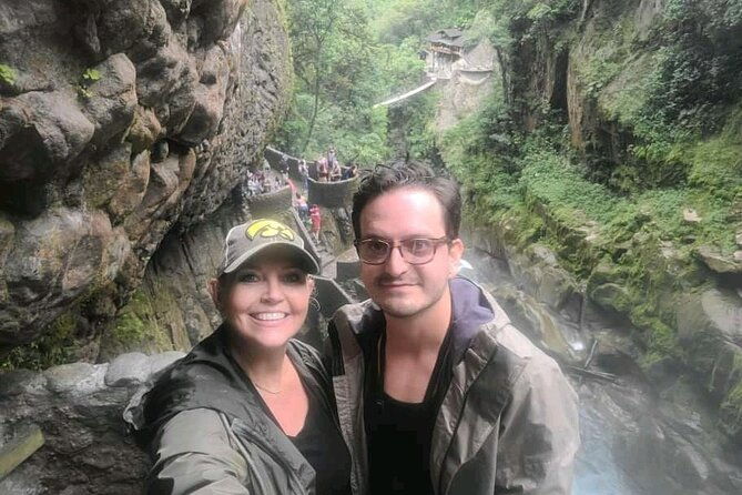 banos-de-agua-santa-private-tour