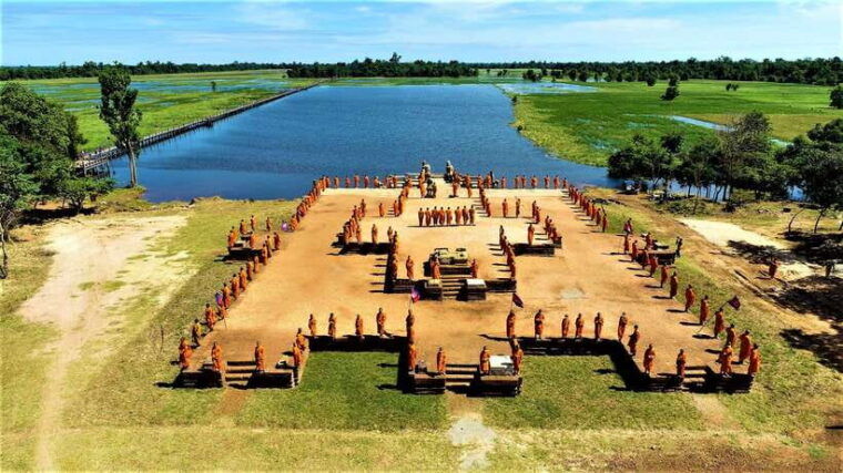 banteay-chhmar-temple-silk-farm-day-trip-from-siem-reap
