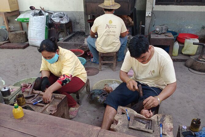 Banteay Srei and Bakong Temple Private Tour - The Sum Up
