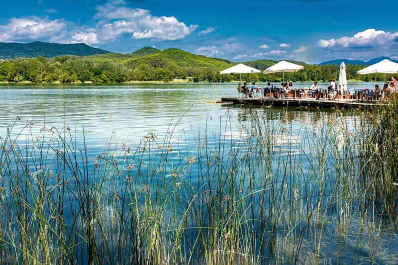 Banyoles: Small group historical walking tour - Discover the Charm of Banyoles: A Small Group Historical Walking Tour