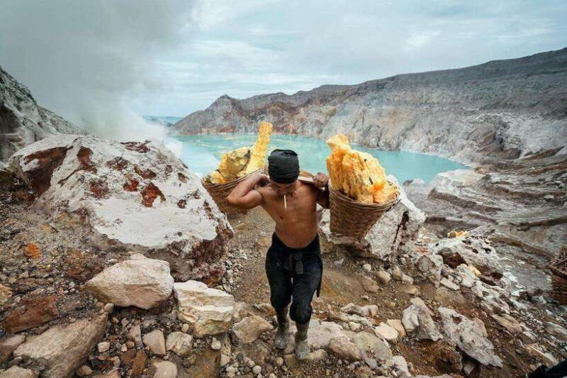 banyuwangi-bali-ijen-blue-fire-tour-with-transport-option