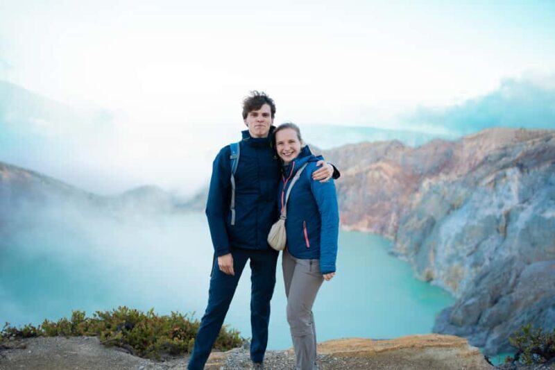 Banyuwangi/Bali: Ijen Volcano Trip with Professional Guided - Key Points