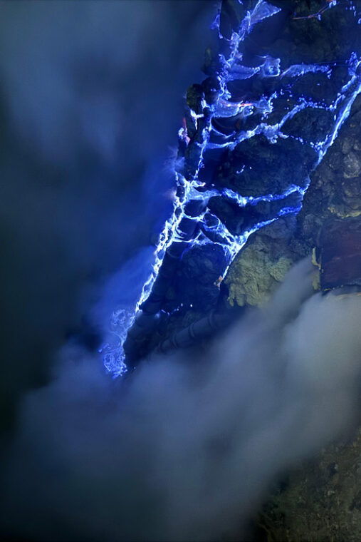 banyuwangi-blue-flame-wonderous-phenomenon-of-ijen-crater