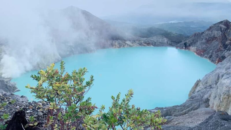 Banyuwangi: Day Hike Mount Ijen Mid Night Blue Fire Guided - Practical Details and Tips